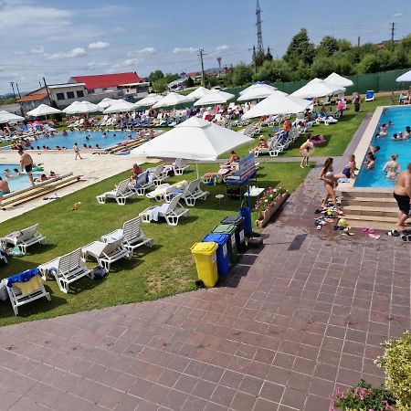 Motel Laguna Beius Εξωτερικό φωτογραφία