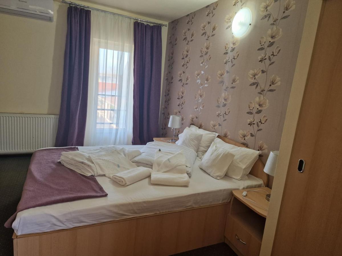 Motel Laguna Beius Εξωτερικό φωτογραφία