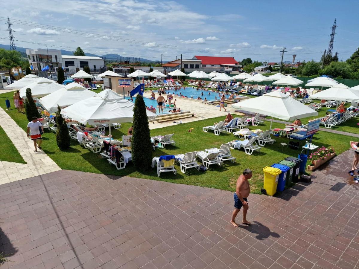 Motel Laguna Beius Εξωτερικό φωτογραφία