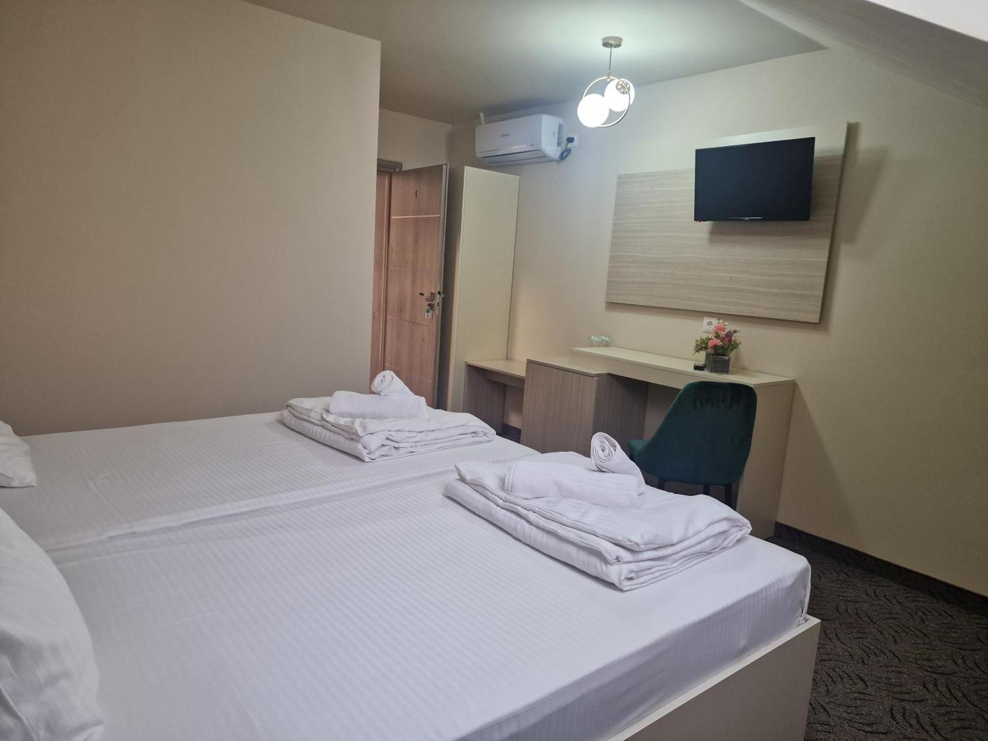 Motel Laguna Beius Εξωτερικό φωτογραφία
