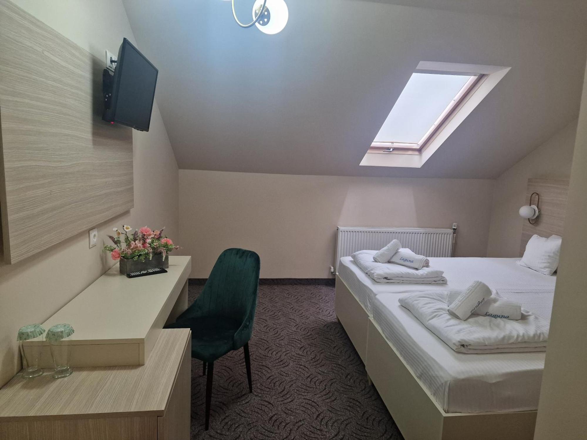 Motel Laguna Beius Εξωτερικό φωτογραφία